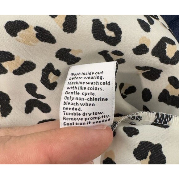 Nine West Women's Cheetah Print Pleated Blouson Long Sleeve Blouse Sz XL - Picture 10 of 10